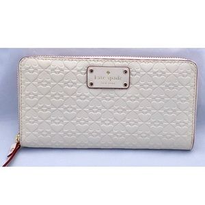 Kate Spade Pebble Wallet - 💯 Authentic